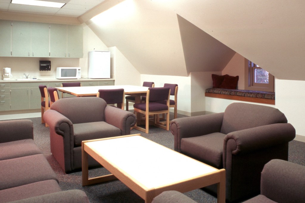 Eaton 4th Floor Study Lounge